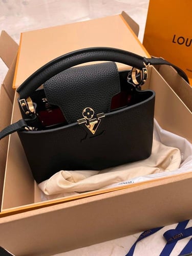 LV Capucines BB bag