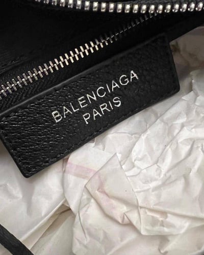 Balenciaga neo