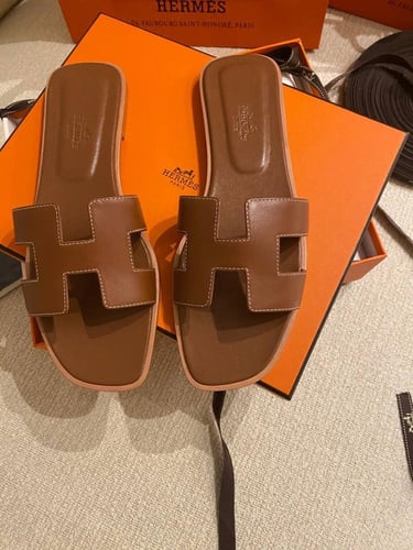 Hermes Brown Leather slippers