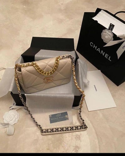 Chanel Beige Lambskin Medium Classic Double Flap S...