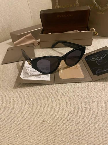 BVLGARI – Serpenti Sunglasses (Black / Gold Temple...