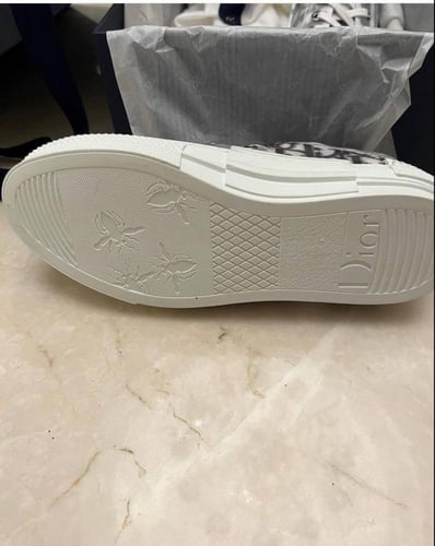 Converse x Dior seankers