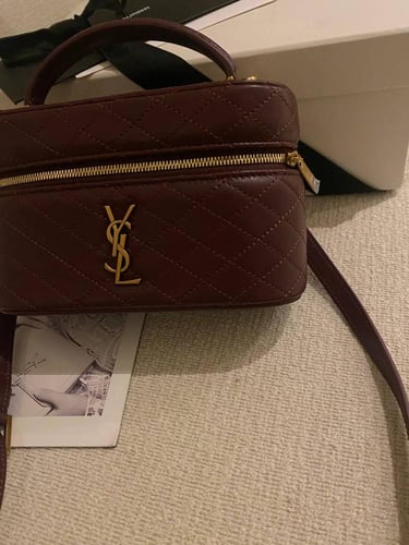 Saint Laurent – Gaby Vanity Bag in Lambskin (Burgu...