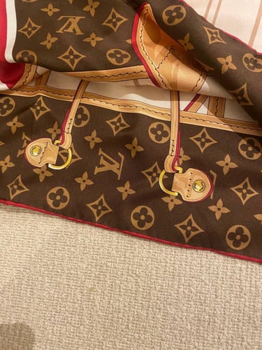Louis Vuitton – My Neverfull Scarf (Brown)
