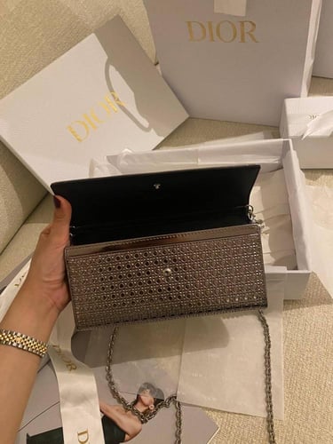 Dior Elegant Evening Clutch – Metallic Silver