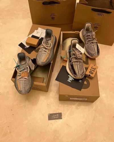 Yeezy x Adidas Two Tone Knit Fabric Boost 350 V2 I...