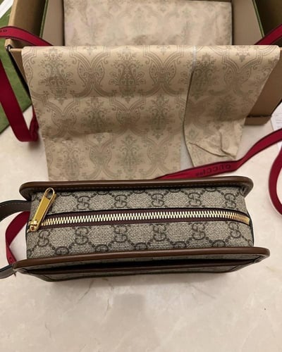 Gucci Brown/Tan GG Supreme Canvas and Leather Pouc...