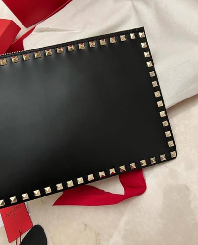 Valentino Garavani Rockstud Clutch / Pouch