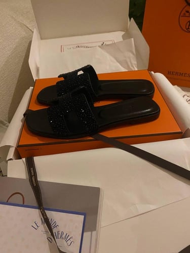 Hermes slippers