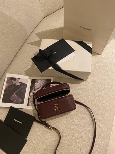 Saint Laurent – Gaby Vanity Bag in Lambskin (Burgu...