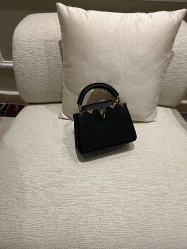 Louis Vuitton Capucines Mini – Black Taurillon Lea...