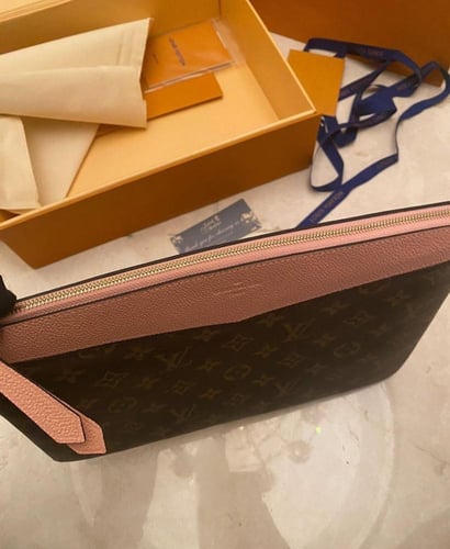 Louis Vuitton Pouch – Monogram Canvas with Rose Ba...
