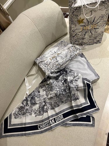DIOR scarfs