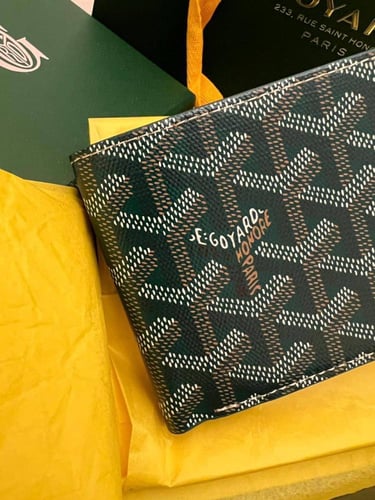 Goyard wallet - green