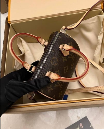 20 LV Brown Canvas Monogram Speedy Bandouliere