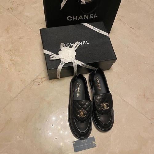 Chanel Black Leather Quilted CC Rotary Lock Flat L...