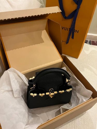 Louis Vuitton Capucines Mini – Black Taurillon Lea...