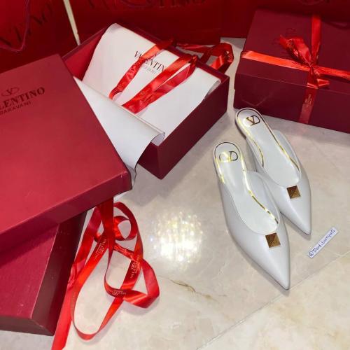 Valentino Garavani Roman Calfskin Mules with Pyram...