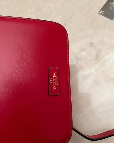 Vale Rouge Leather Small VLOCK Chain Shoulder Bag