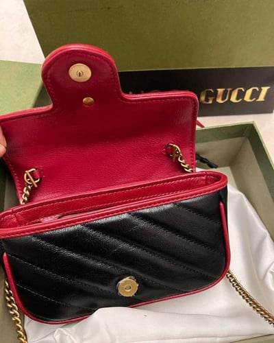 Gucci Torchon Super Mini GG Marmont Black/Red Matt...