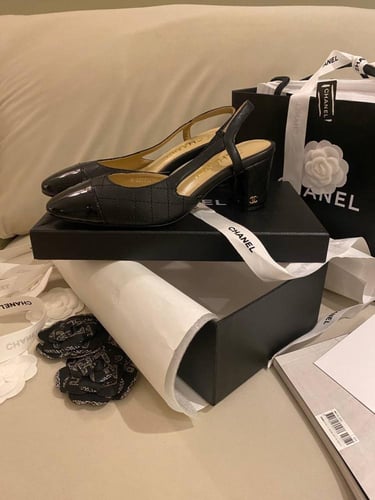 Black Leather and Fabric Cap Toe CC Slingback heel...