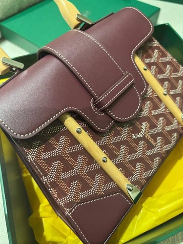 Goyard ( mini ) saigon bag - burgundy