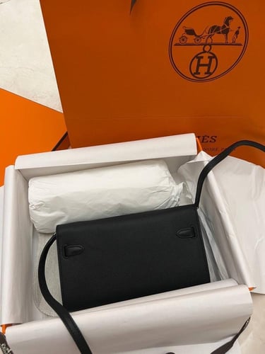 Hermes kelly to go