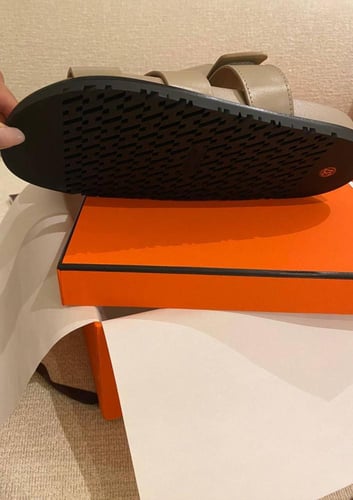 Hermes Chypre sandal in blue velvet with a black r...