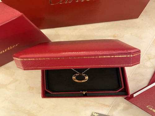 سلسال كارتير لوف بدون الماس