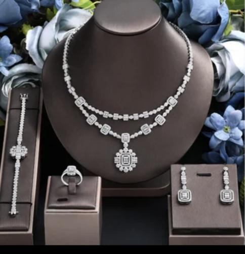 طقم زركون قصه ايطالي