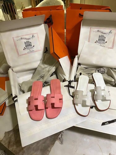Hermes slippers white and pink