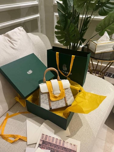 Goyard ( mini ) saigon bag - white