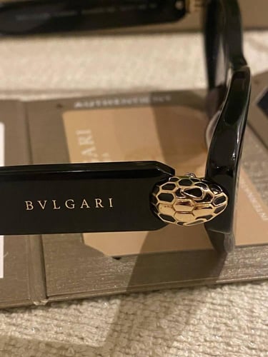 BVLGARI – Serpenti Sunglasses (Black / Gold Temple...