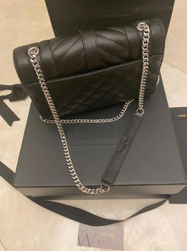 YSL ENVELOE BLACK