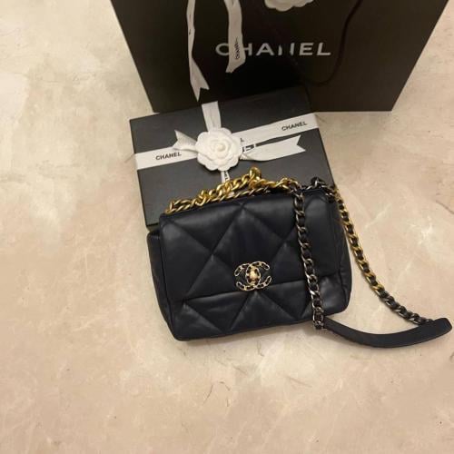 Chanel 19 blue quilted leather medium flap bag
