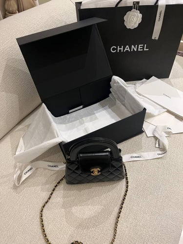 Chanel Kelly bag