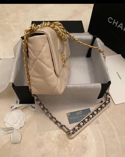 Chanel Beige Lambskin Medium Classic Double Flap S...