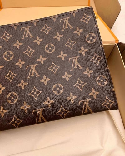 Louis Vuitton Toiletry Pouch 26