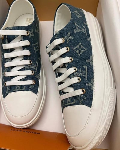 Lv sneakers