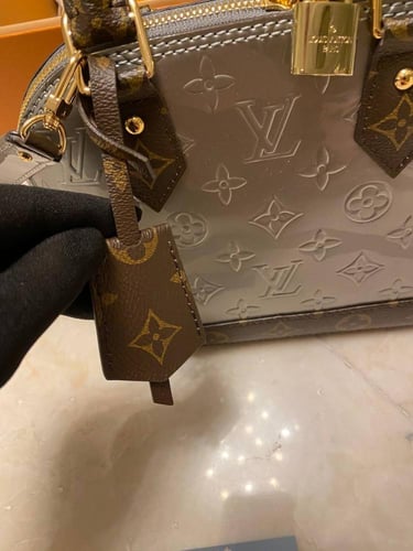 LV Metallise Monogram Vernis and Canvas Alma BB Ba...