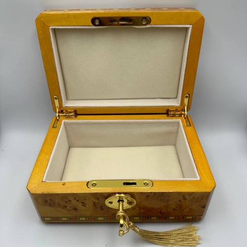 صندوق خشبي - حجم وسط