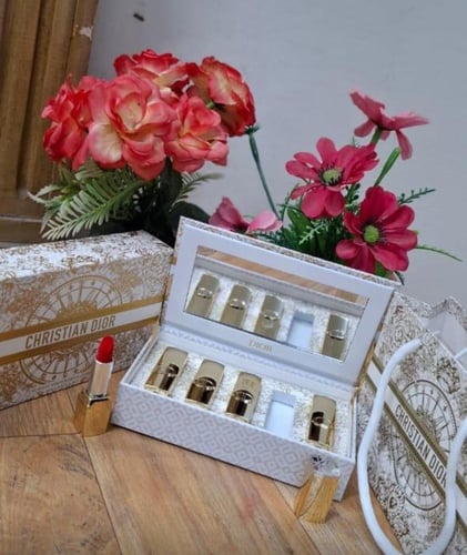 مجموعة أرواج ماركة