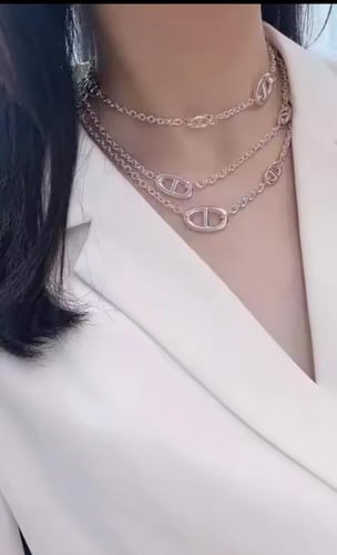 قلادة أيرمز ذهبي وفضي