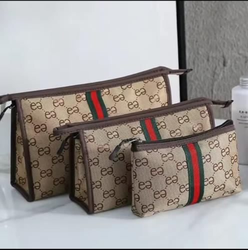 حقيبة ميك أب