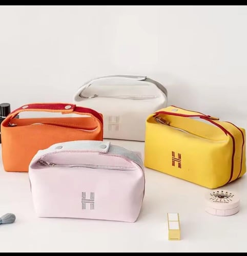 حقيبة ميك أب