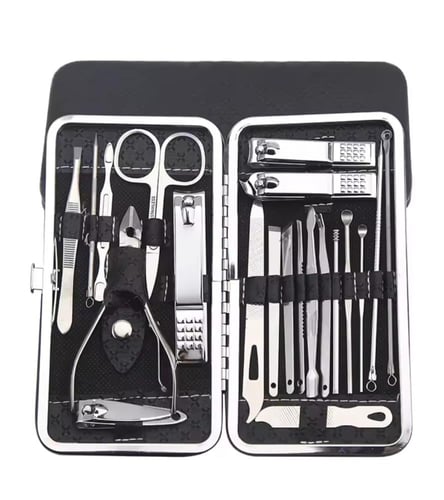 مجموعة العناية بالقدمين واليدين