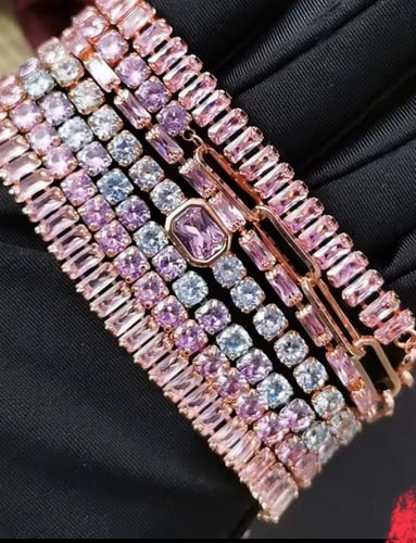 أساور زركون لا تتغير ولا تصدأ