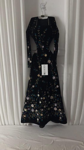 فستان اسود مشجر سهره