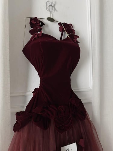 فستان تل سهره على مخمل