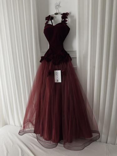 فستان تل سهره على مخمل